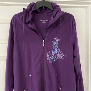 Beautiful purple 2 pc outfit.